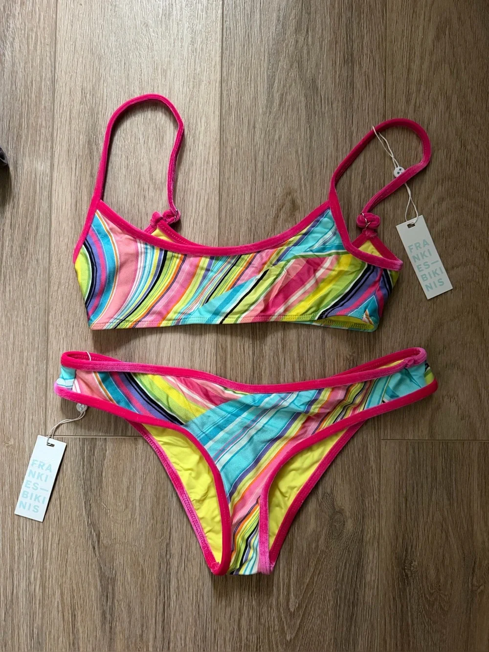 Brand new Frankie’s Bikinis Dallas Shine Bikini rainbow